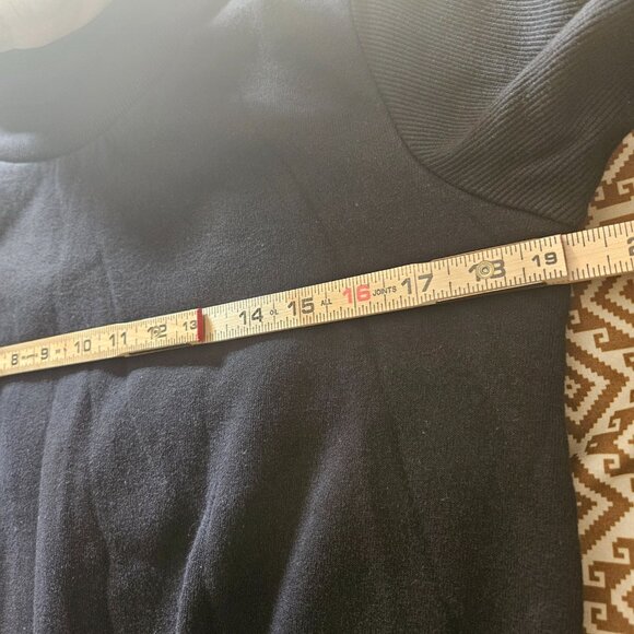 Alo Yoga Clarity Sweatshirt Women's Small Black Pullover Turtleneck Athleisure - Picture 11 of 13